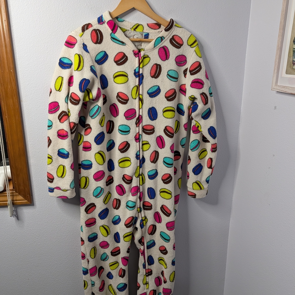 PJ‎ Couture Cozy Macaron Fleece Footed Onesie Pajamas M